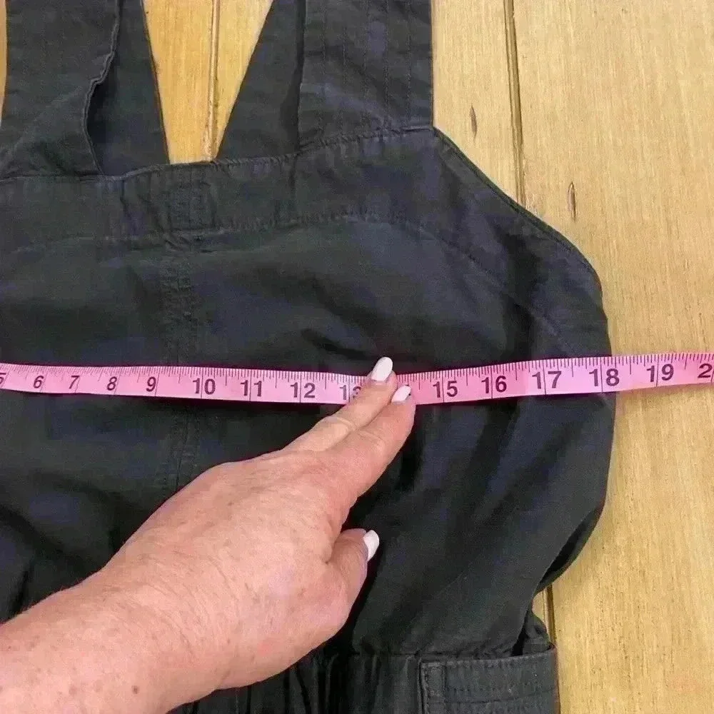 Everlane Women's Jumpsuit Fatigue Sleeveless Black Cotton Pockets size 4